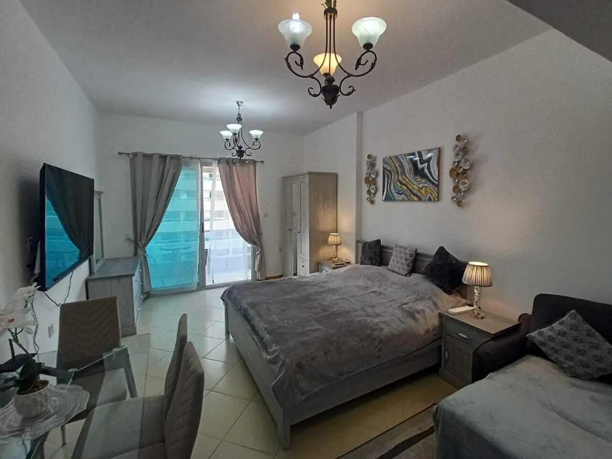 Diamond 2 Tower Marina Apartment contacts